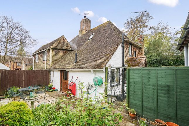 Semi-detached house for sale in The Street, Kennington, Ashford