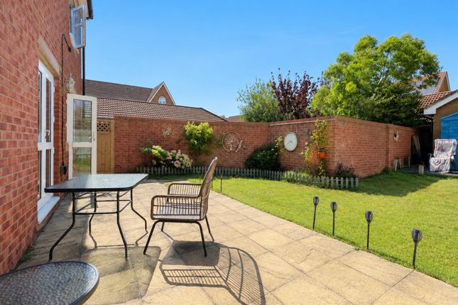 36, Magister Drive, Lee-On-The-Solent photo 4