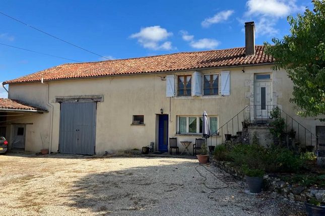 Thumbnail Farmhouse for sale in Saint-Gourson, Poitou-Charentes, 16700, France