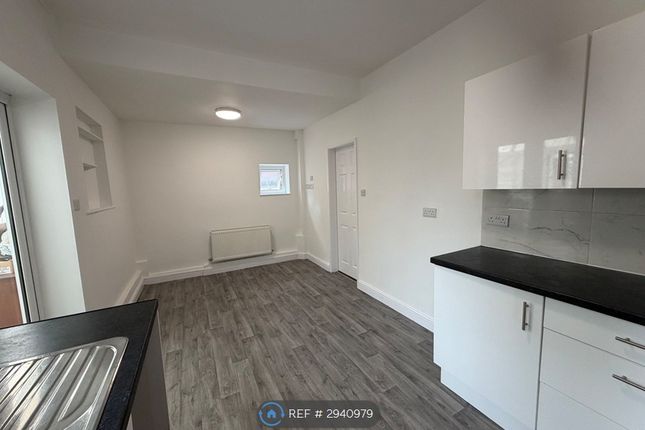 Southcliffe Road, Stockport photo 4