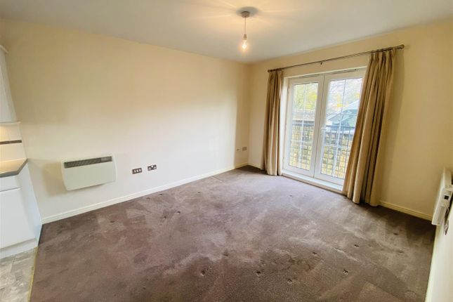 2, Agincourt Drive, Bingley photo 3