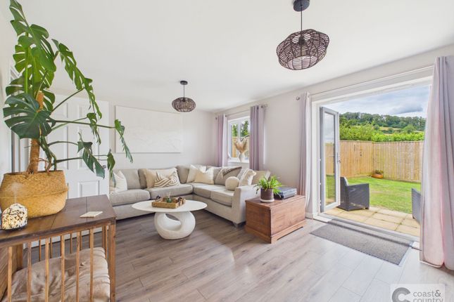 5 Hill Fort View, Newton Abbot photo 2