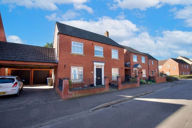 4-bed house on 12 Flawn Way, St. Neots, £425,000
