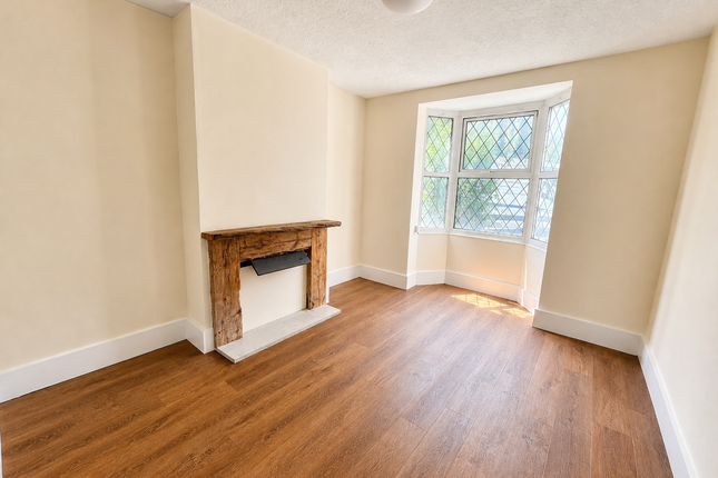 6, Lyminster Road, Littlehampton photo 2