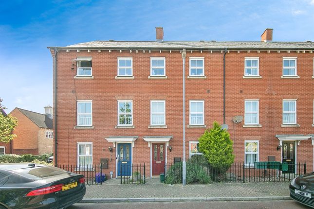 Town house for sale in Mario Way, Colchester