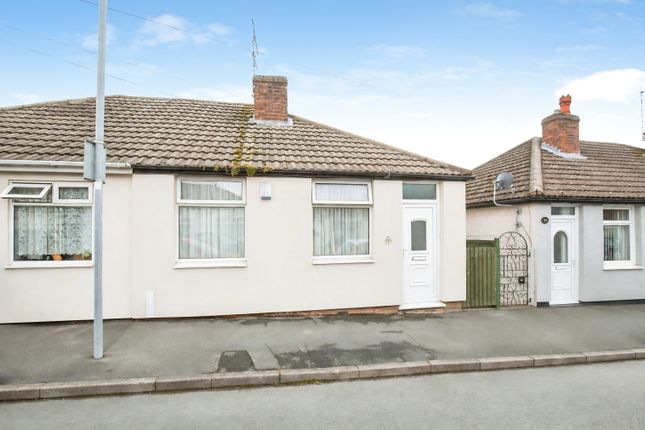 2-bed semi-detached on 64, Erdington Road, Atherstone, £190,000