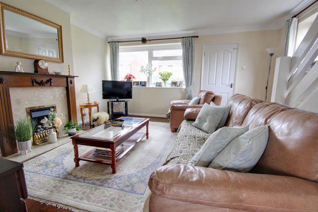27, Laughton Road, Beverley photo 2