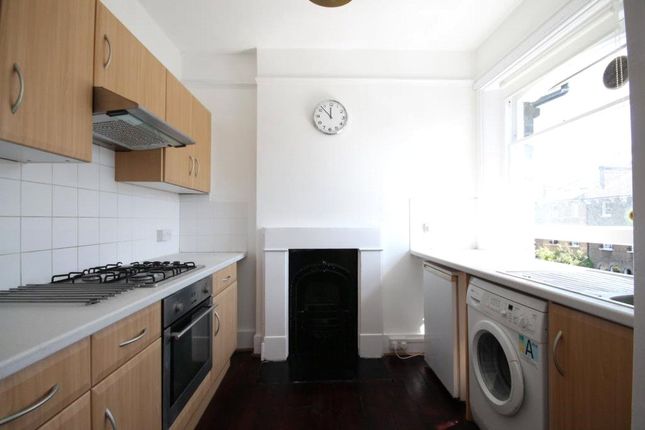 Flat 4, 28, South Villas, London photo 2