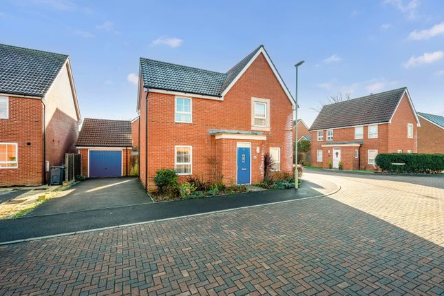33, Bayntun Drive, Lee-on-the-Solent photo 4