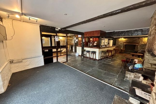 The Barley Sheaf, Church Street, Liskeard photo 4