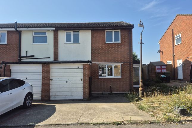 3-bed semi-detached on 2 Avery Close, Allhallows, Rochester, £175,000