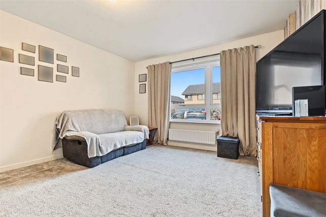 52, Old Caley Road, North Ayrshire photo 4