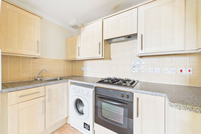 35 Harris Close, Callington photo 3