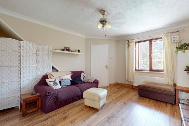 4, Goathland Croft, Milton Keynes photo 2