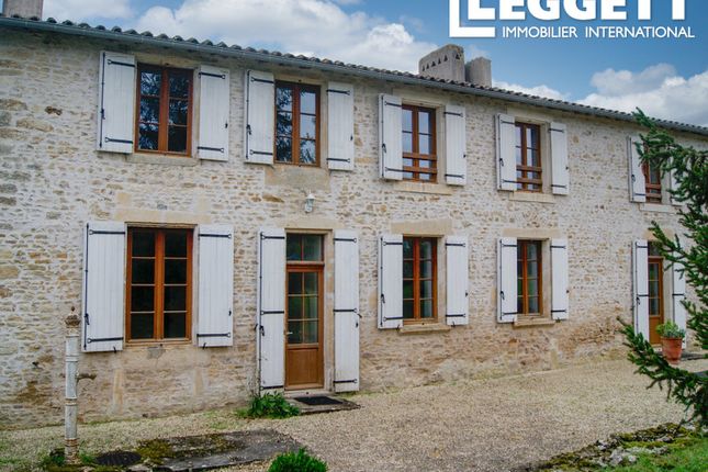 Thumbnail Villa for sale in Xaintray, Deux-Sèvres, Nouvelle-Aquitaine
