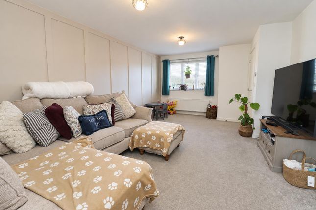 14, Lyon Avenue, Market Weighton photo 4