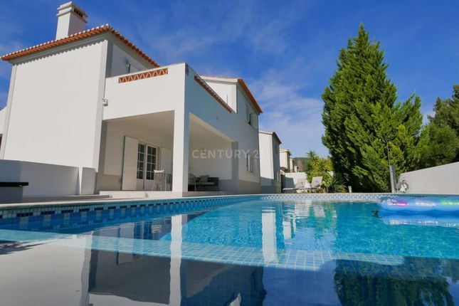 Thumbnail Detached house for sale in Street Name Upon Request, Setúbal, Pt