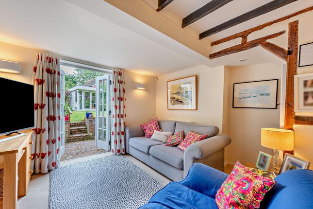 Cricketers Cottage,, Horsham Road, Guildford photo 3