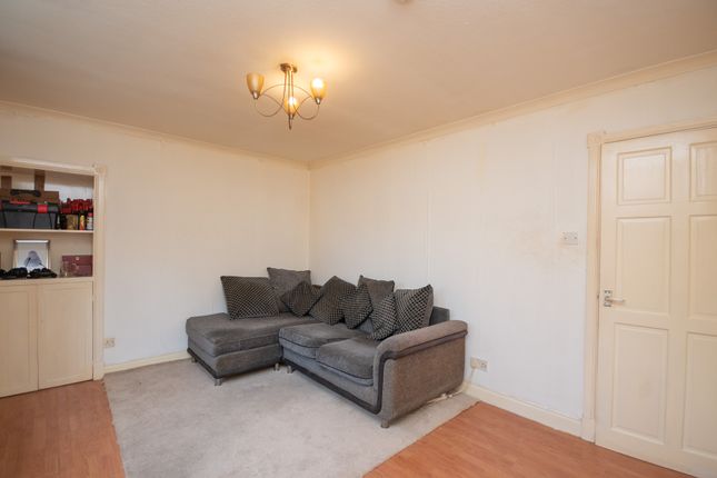 41/8, Commissioner Street, Crieff photo 3