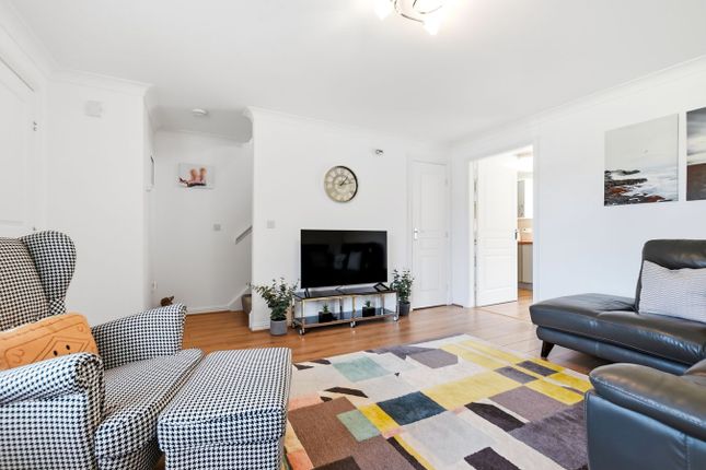 28, Cambuskeith Drive, Kilmarnock photo 3