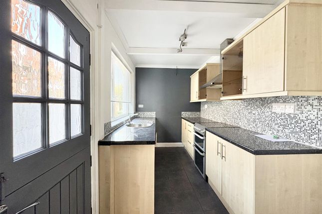 79, Gedling Road, Arnold photo 4