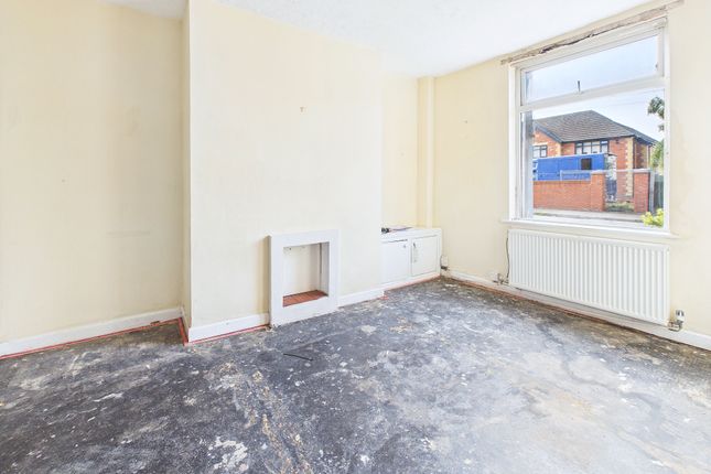 479, Bickershaw Lane, Wigan photo 2