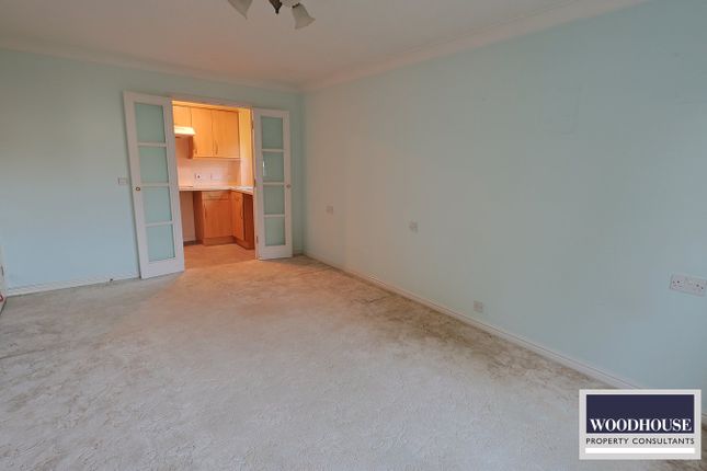 12 Silver Birch Court, Friends Avenue, Cheshunt photo 5