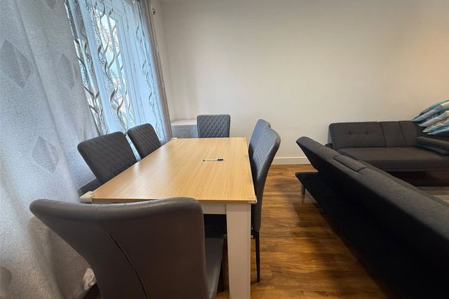 Kenton Road, 512A, Kenton, London photo 4