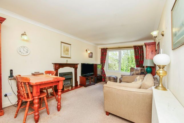 33 Langley House, Dodsworth Avenue, York photo 2