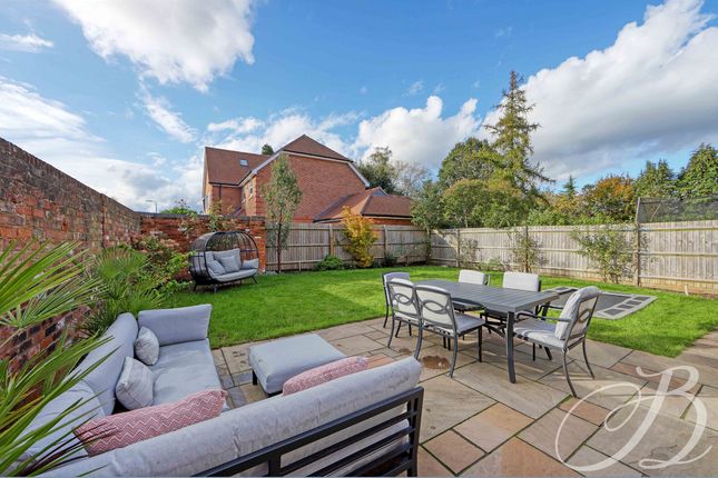 Detached house for sale in Kinghorn Park, Maidenhead