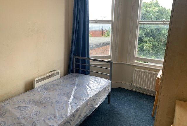 Thumbnail Room to rent in Muswell Hill Broadway, London