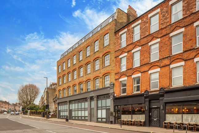 Flat to rent in Fortess Road, Kentish Town