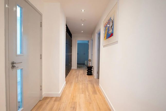 Flat 16 , 7 , Wenlock Road, Hackney photo 5