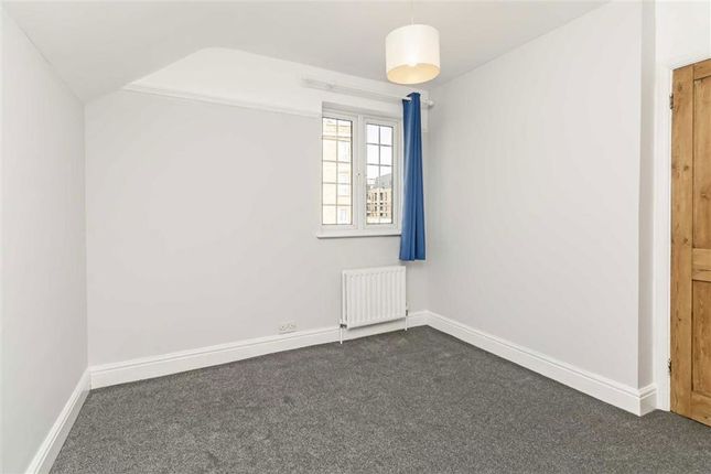 72, Roan Street, London photo 5