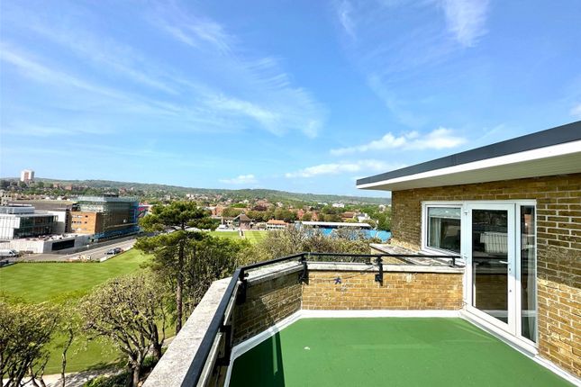 Flat for sale in Chiswick Place, Eastbourne, East Sussex