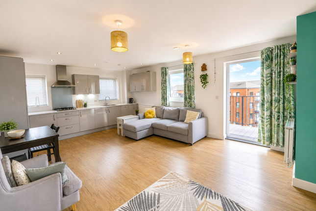 Flat 23, 51, Bridge Road East, Welwyn Garden City photo 2