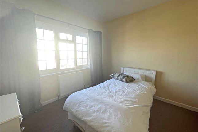 Flat for sale in Cliff Road, Paignton