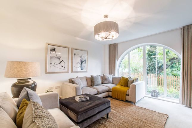 Thumbnail Property to rent in Cuneo Mews, Mill Hill, London
