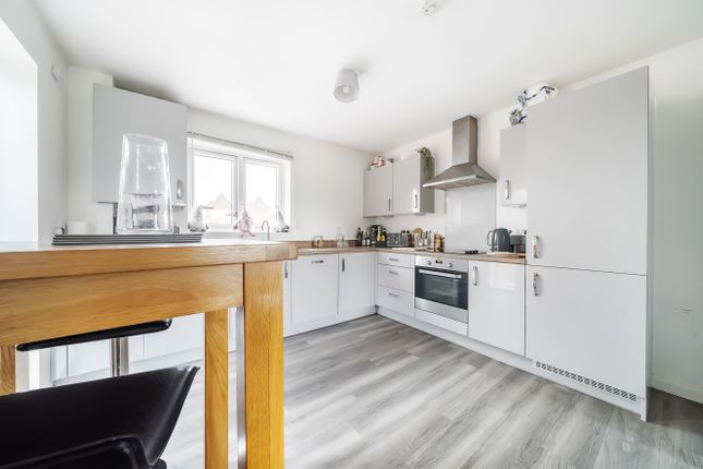 Flat for sale in Louisburg Avenue, Bordon, Hampshire