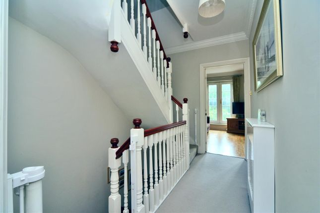 Town house for sale in Chadwick Place, Long Ditton, Surbiton