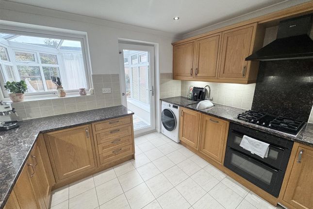 21A, Garth Road, Mansfield photo 3