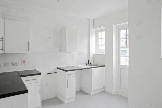 135, Wulfstan Street, London photo 4