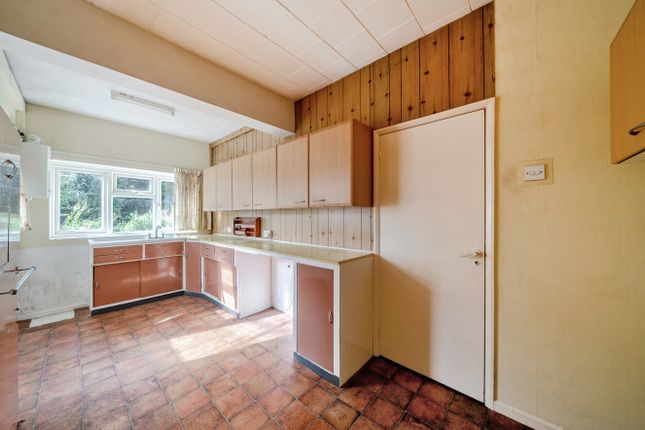 Newling Way, Worthing photo 4