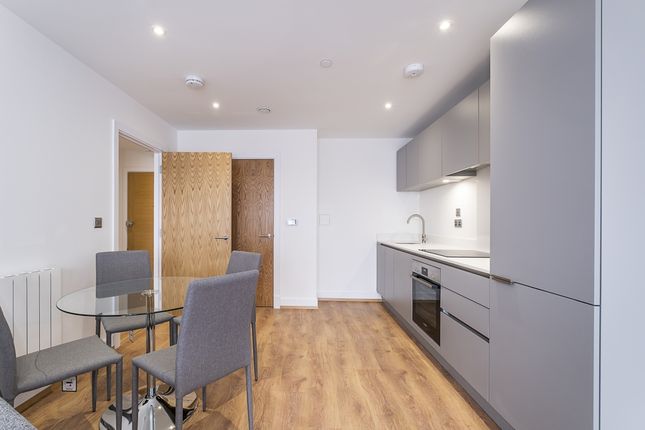 Flat 905, Main Sail House, 1 Mast Quay, Woolwich Church Street, Woolwich photo 2