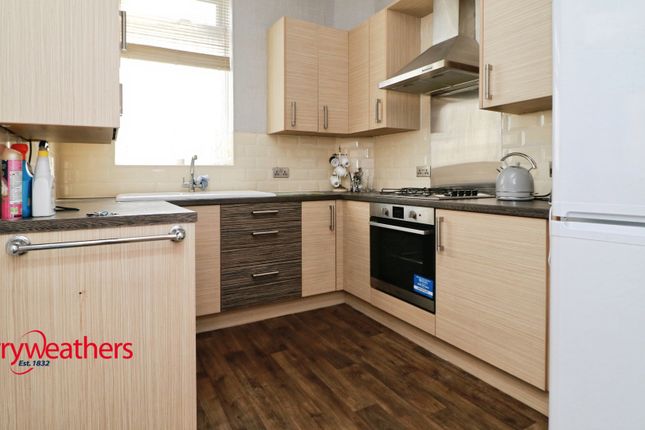 15, Manvers Road, Mexborough photo 4