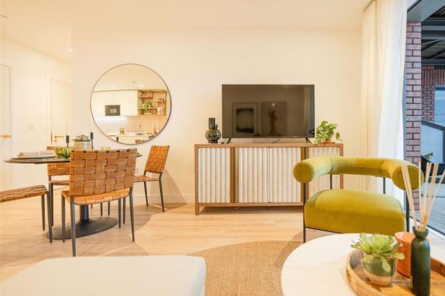 1-bed flat on Waterview House, Wembley, HA0, London, £435,000
