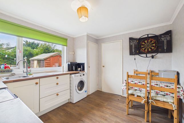 1 Griffin Close, Frizington photo 4