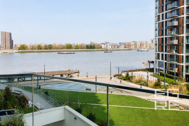Flat 303, Forbes Apartments, Woolwich photo 3