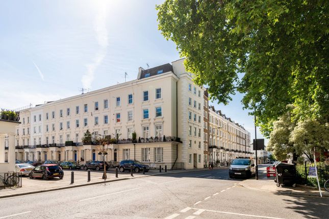 Thumbnail Flat to rent in St Stephens Gardens, Bayswater, London