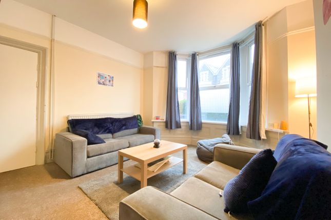 32, Colum Road, Cardiff photo 2